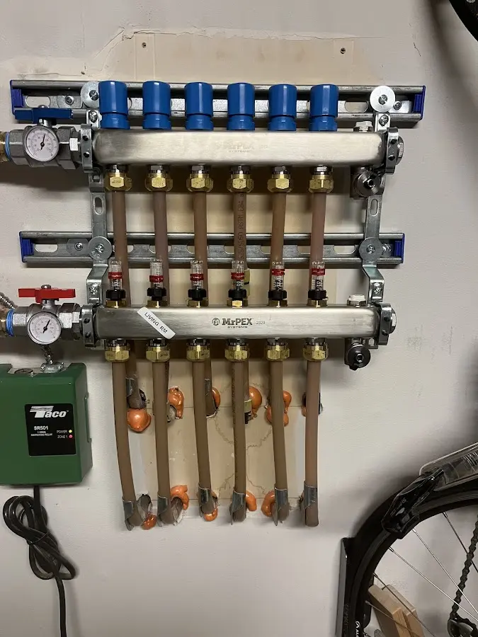 Plumber performing Gas Leak Detection at a residential property in Glenville